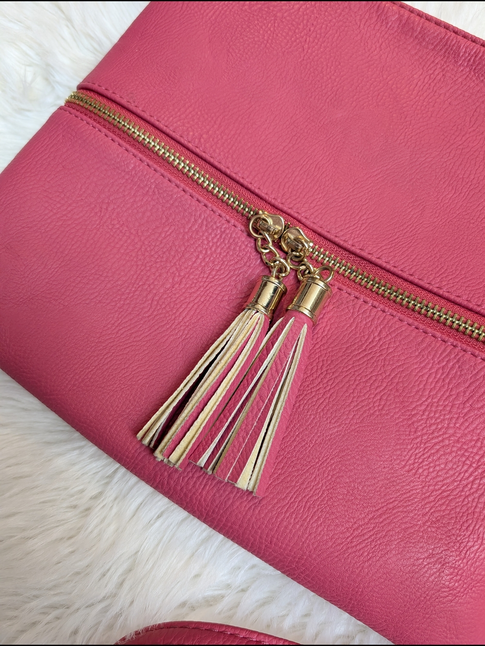 Bright Pink Tassel Crossbody Bag With Gold Hardware - Picture 3 of 9